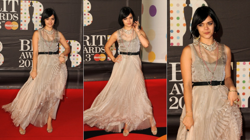 Illustration for article titled Gowns Were Sexy, Chic and Shitshow Shiny at the Brit Awards